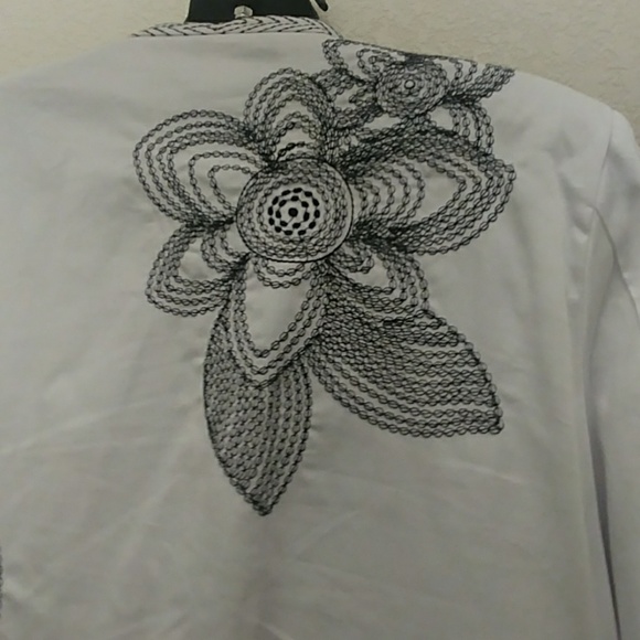 VTG- Trenz by Theresa Renz Floral Embroider Blazer - Picture 5 of 8